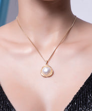 Load image into Gallery viewer, Vintage Design Pearl Aniti Tarnish Pendant Set