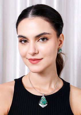 Green Pota Stone Necklace Set