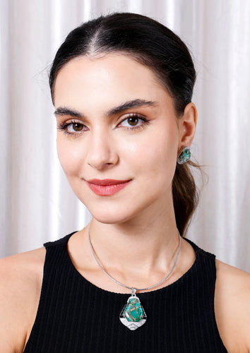 Green Pota Stone Necklace Set