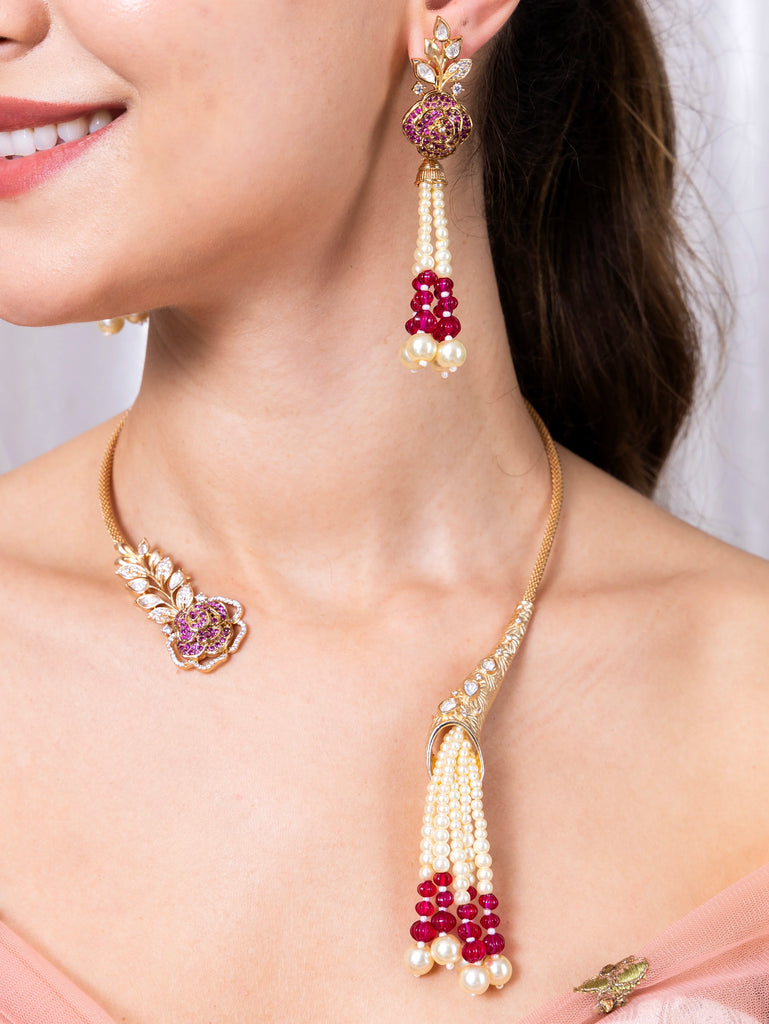 Red Moissanite Hasli set with earrings