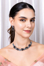 Load image into Gallery viewer, Metallic Dubllet Black Necklace Set