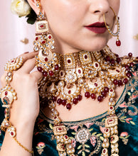 Load image into Gallery viewer, Luxe Gold Plated Kundan Stone With Maroon Beads Bridal Set