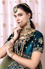 Load image into Gallery viewer, Luxe Gold Plated Kundan With Green Beads Bridal Set