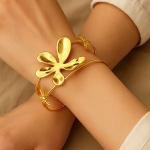 Golden Petal Bloom Bracelet
