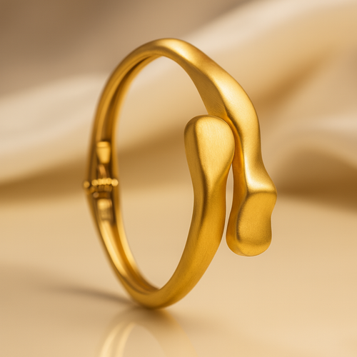 Fluid Grace Gold Bracelet