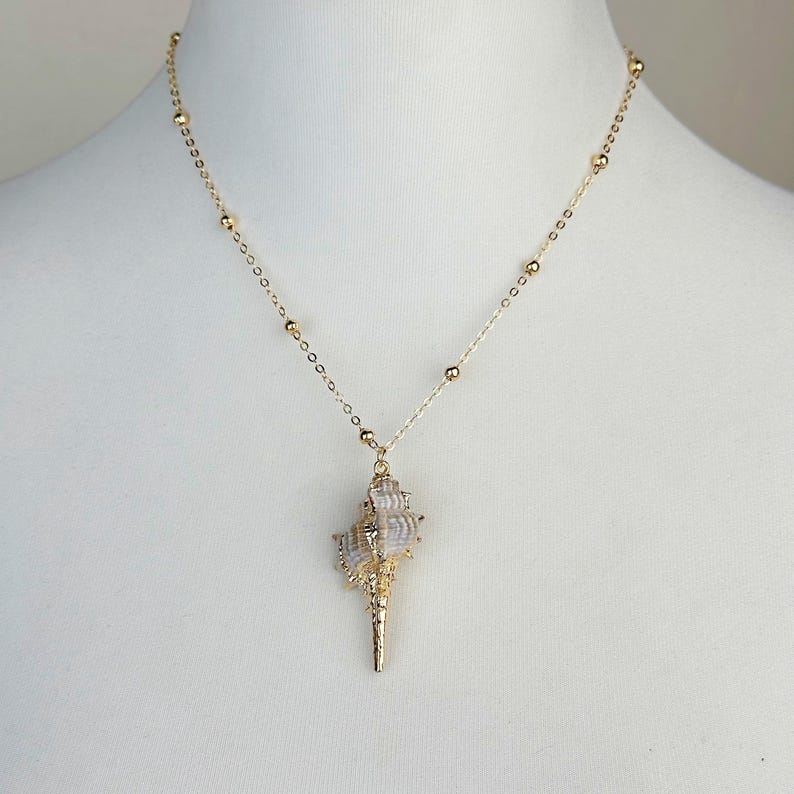 Gold plated seashell pendant